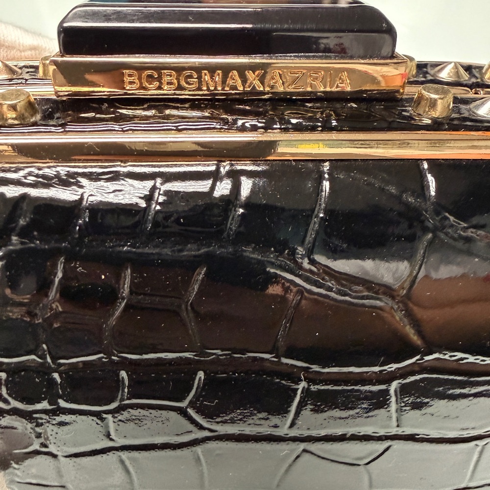 BCBGMaxAzria Black Croc Embossed Hard Clutch with Gold Trim - Picture 3 of 7